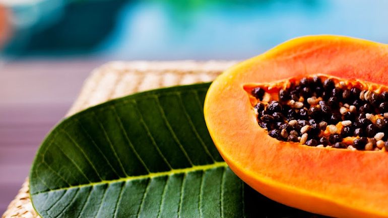 Δροσερή μάσκα ομορφιάς με κολοκύθα, παπάγια και αβγό