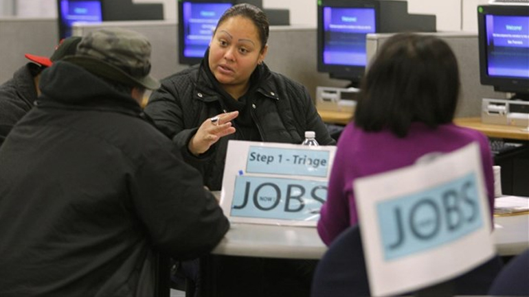 ΗΠΑ: Σε χαμηλό ενός μήνα οι αιτήσεις επιδόματος ανεργίας