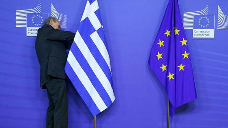 FT: Η ΕΚΤ θα κάνει αποδεκτά τα ελληνικά ομόλογα στο επόμενο ΔΣ