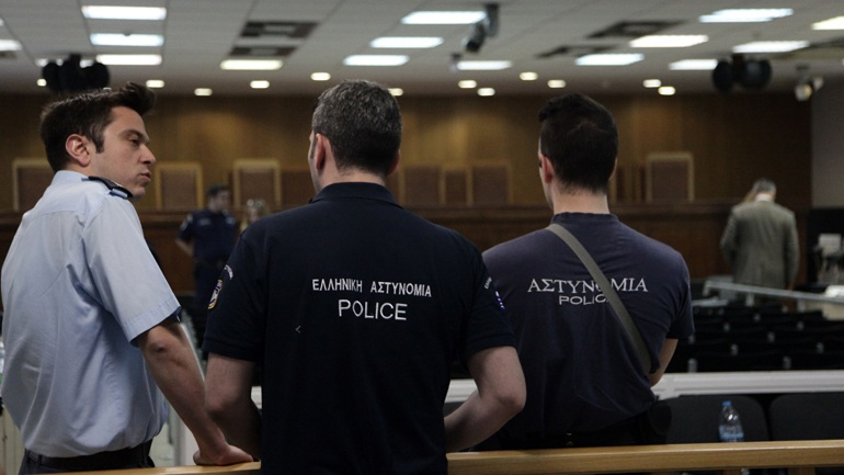 Διεκόπη για τη Δευτέρα η δίκη της Χρυσής Αυγής