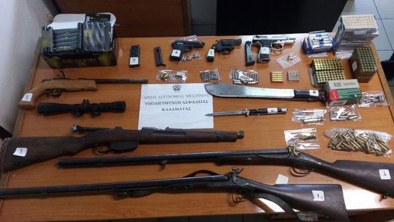 Σύλληψη 56χρονου στον Μελιγαλά που έκρυβε οπλοστάσιο