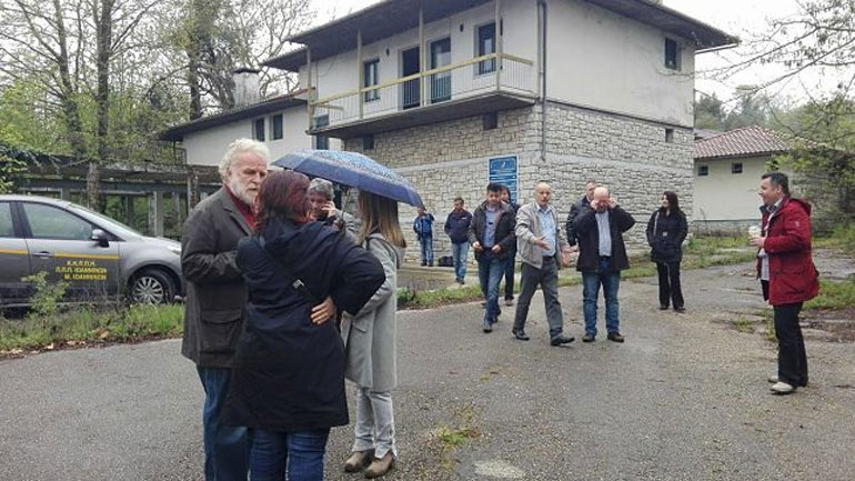 Ήπειρος: Στις ΜΚΟ οι ελπίδες για την αποκατάσταση του κέντρου φιλοξενίας Ήπειρος: Στις ΜΚΟ οι ελπίδες για την αποκατάσταση του κέντρου φιλοξενίας