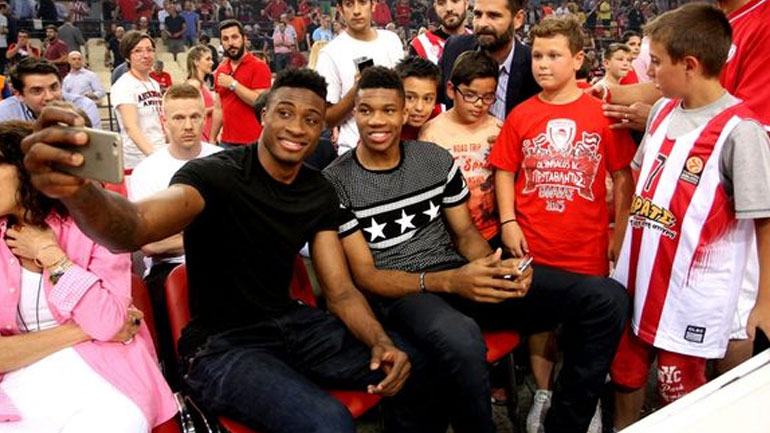 Αντετοκούνμπο: «Θέλουμε να αγωνιστούμε με την Εθνική»