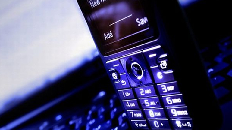 Προσοχή: Επιτήδειοι υποδύονται συγγενικά πρόσωπα και εξαπατούν