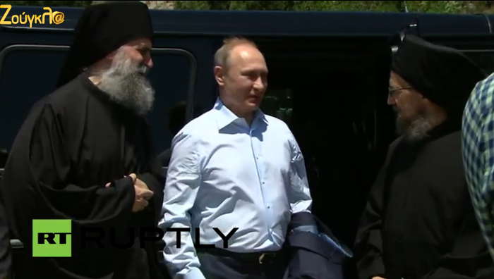 Λίγο πριν την αναχώρηση για Καρυές