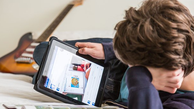 Η σεξουαλική δραστηριότητα και τα κοινωνικά δίκτυα στην εφηβεία