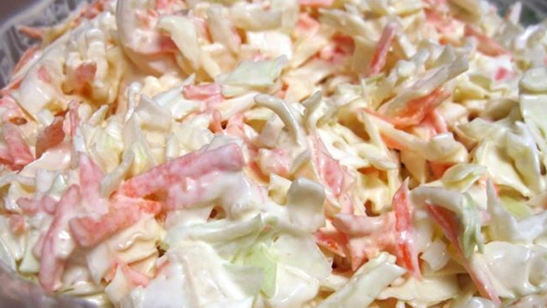 Δροσιστική σαλάτα coleslaw!