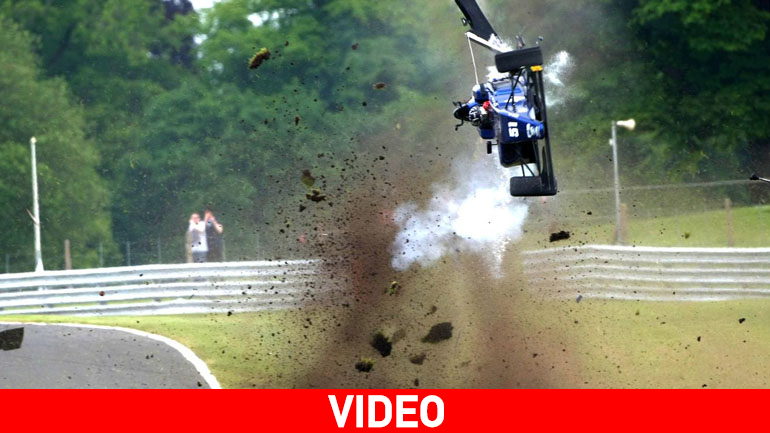 Είναι δυνατόν να μην έχει πάθει το παραμικρό;