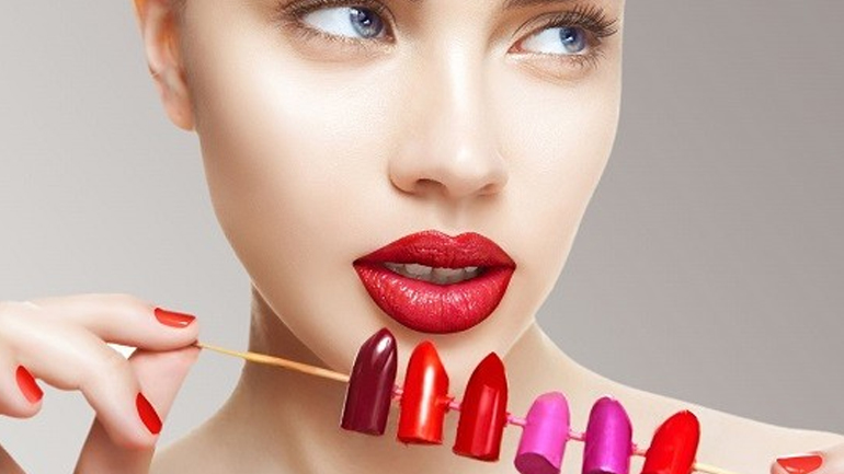 Βρείτε την ιδανική απόχρωση κραγιόν εύκολα και γρήγορα!