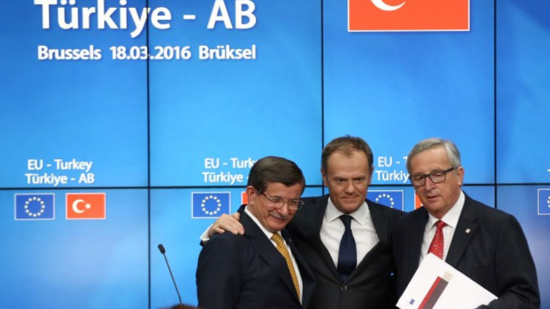 Τουρκία: Χωρίς κατάργηση της βίζας δεν υπάρχει συμφωνία για τους πρόσφυγες