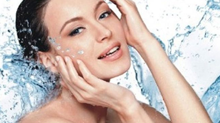 Τα σημάδια που δείχνουν ότι το σώμα σου είναι επικίνδυνα αφυδατωμένο