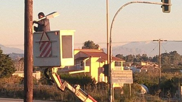 Χανιά: Σε σοβαρή κατάσταση 46χρονος που έπεσε από ύψος τριών μέτρων