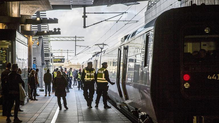 Δανία και Σουηδία παρατείνουν τους συνοριακούς ελέγχους μέχρι τον Νοέμβριο
