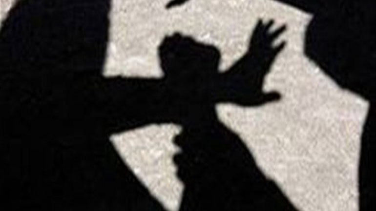 Μαθήτρια δημοτικού χτυπήθηκε άγρια από τον πατριό της, μέσα στο σχολείο της