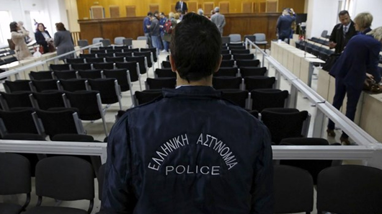 Ζητούν τη μεταφορά της δίκης της Χρυσής Αυγής σε άλλη αίθουσα Ζητούν τη μεταφορά της δίκης της Χρυσής Αυγής σε άλλη αίθουσα