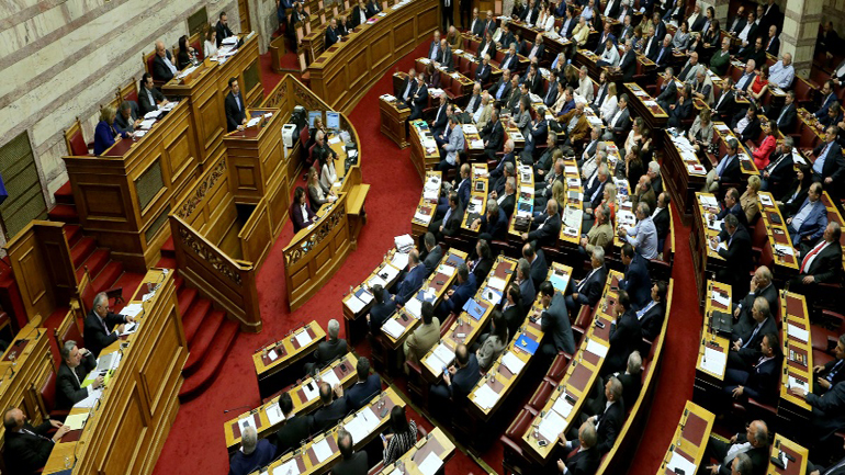 Νέες αλλαγές στον «κόφτη», τα ειδικά μισθολόγια, το ΕΚΑΣ