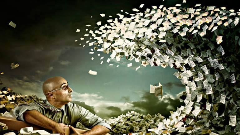 «Γαλάζιοι» βουλευτές ρωτούν: Υπάρχει κυβερνητικό στέλεχος με offshore;