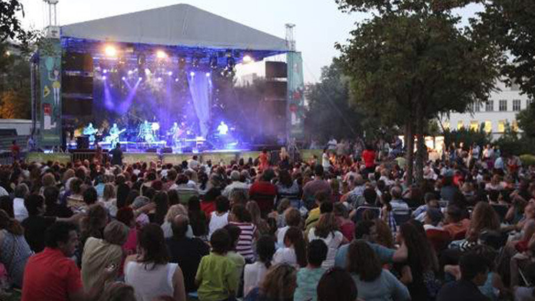 Διονύσης Σαββόπουλος – Ελένη Βιτάλη ζωντανά στον Κήπο του Μεγάρου