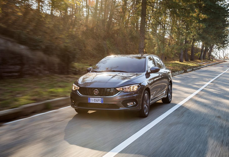 Στην τρίτη θέση μαζί με την Audi βρίσκεται και η Fiat...