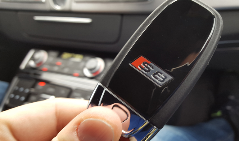 Το κλειδί του νέου Audi S8 plus....