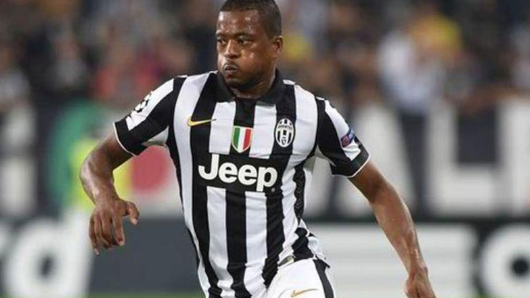 Ανανέωσε με τη Γιουβέντους ο Εβρά