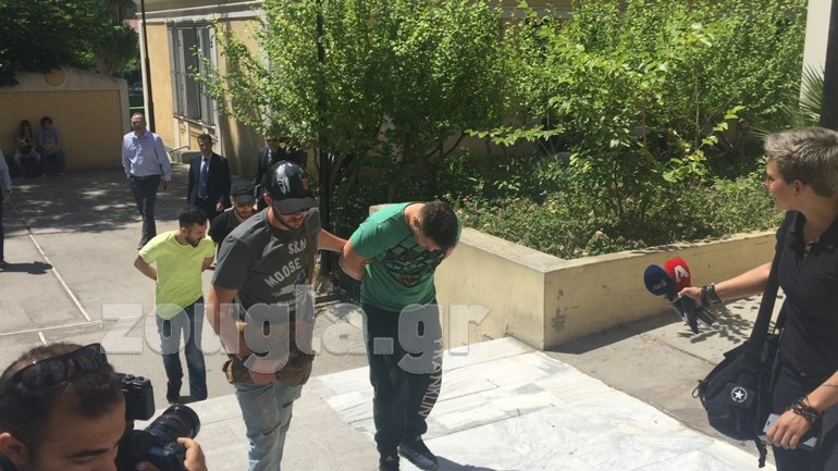 Προφυλακιστέοι οι δύο κατηγορούμενοι για την επίθεση στον Καλλίτση – Τι κατέθεσε ο ειδικός φρουρός