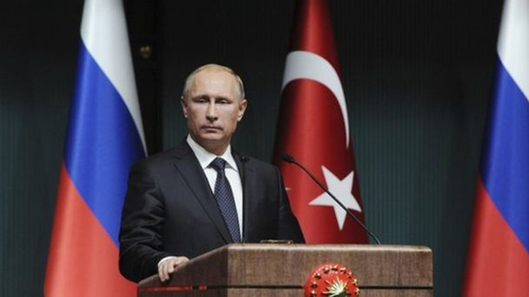 Πούτιν: Δεν έχουμε ακυρώσει τα σχέδια για τους αγωγούς South Stream-Turkstream