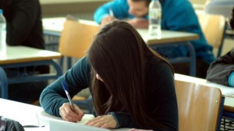 Tα εξεταστικά κέντρα των ειδικών μαθημάτων ανακοίνωσε το Yπουργείο Παιδείας