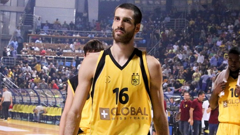 Παραμένει στον Άρη ο Μούρτος