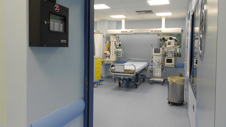 Απεργούν οι εργαζόμενοι στο ΠΑΓΝΗ