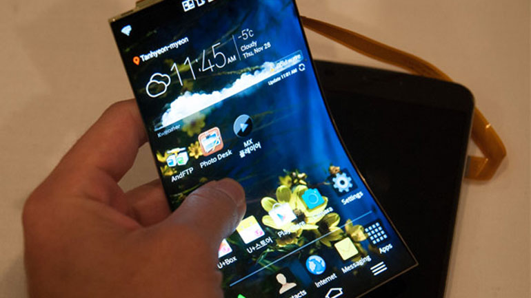 H Samsung ίσως παρουσιάσει αναδιπλούμενα smartphones το 2017