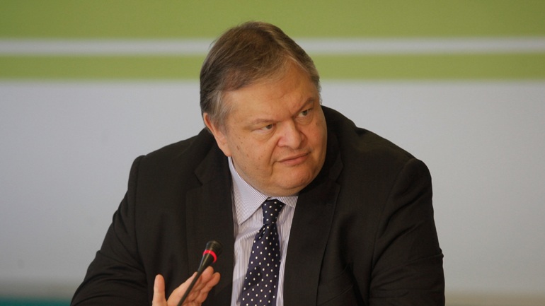 «Συνταγματικές αλλαγές με δημοψήφισμα επιχείρησε μόνο η δικτατορία»