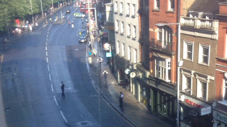 Ύποπτο δέμα έξω από την πρεσβεία του Ισραήλ στο Λονδίνο