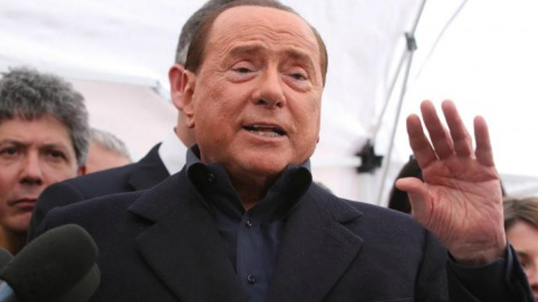 Μπερλουσκόνι: Είμαι γαλήνιος, βασίζομαι στην βοήθεια του Θεού και των γιατρών