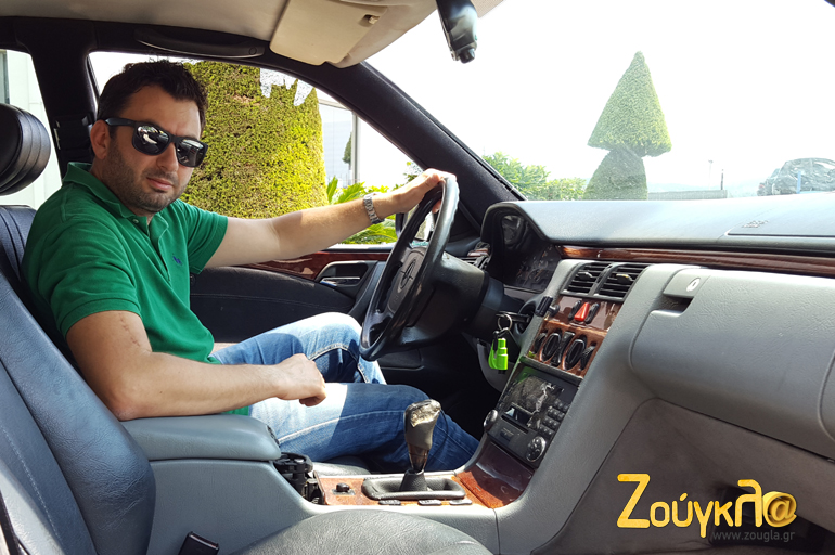 Στην περίπτωση που εγκλωβιστείτε  μέσα σε ένα αυτοκίνητο μην σας πιάσει πανικός... 