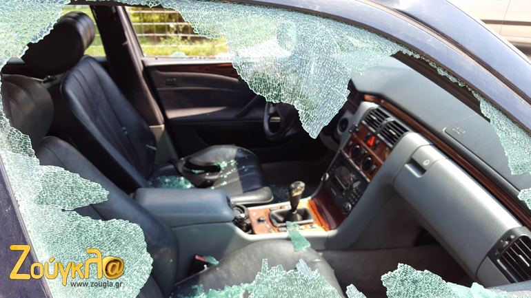 Για να σπάσετε το τζάμι σε ένα αυτοκίνητο απαιτείται τρόπος και όχι κόπος... 