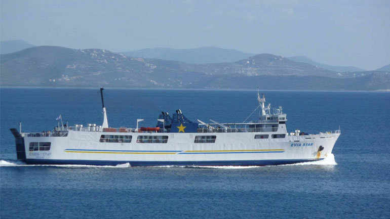 Όλα τα δρομολόγια των πλοίων από Πειραιά και Ραφήνα