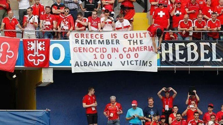 Απολογείται στην UEFA για το πανό η Αλβανία