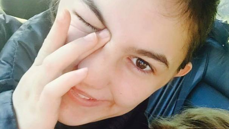 Δυο νέοι θα βλέπουν με τα μάτια της κόρης του Νικολόπουλου