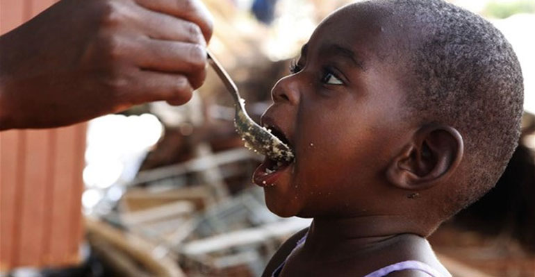 Ιατρική βοήθεια σε ανθρώπους στην Αφρική από καθηγητές του ΑΠΘ