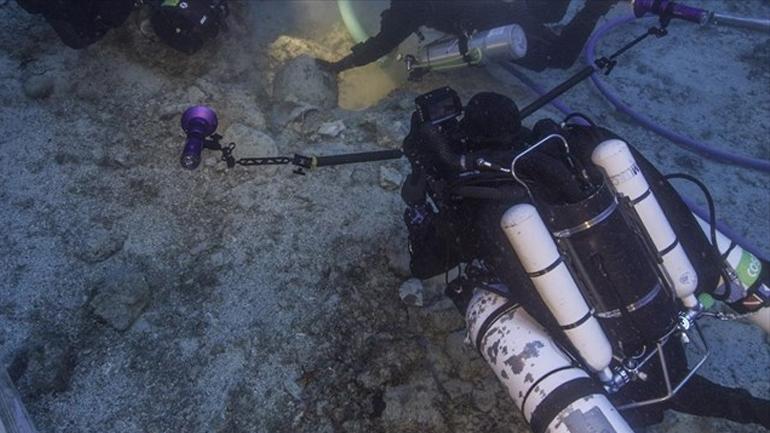 Ναυάγιο Αντικυθήρων: Νέα ευρήματα σε βάθος 55 μέτρων Ναυάγιο Αντικυθήρων: Νέα ευρήματα σε βάθος 55 μέτρων