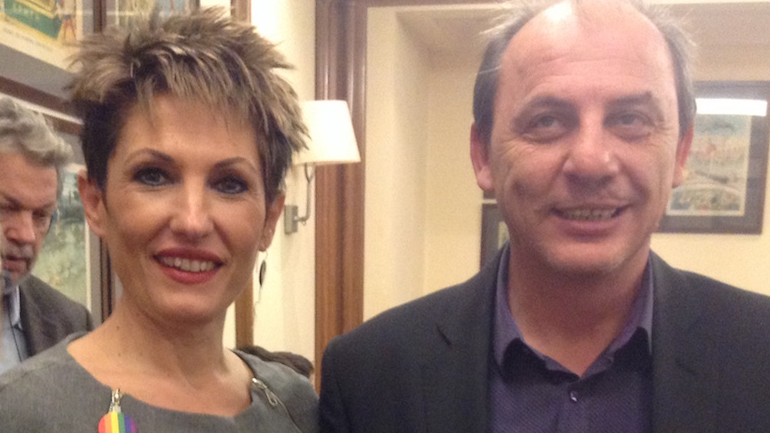 Μίνι-ανταρσία για τροπολογία