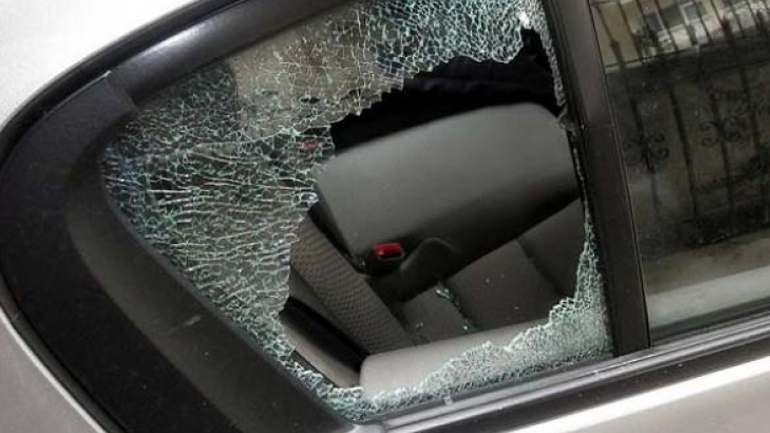 Πύργος: Άρπαξαν 20.000 ευρώ μέσα από αυτοκίνητο