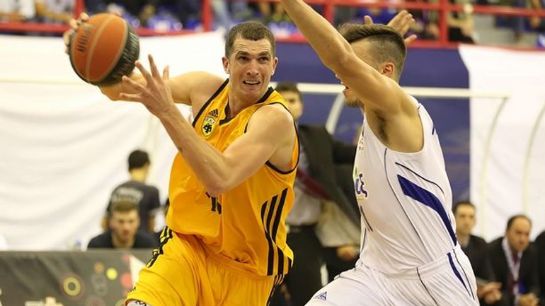 Συνεχίζει στην ΑΕΚ ο Μιλόσεβιτς