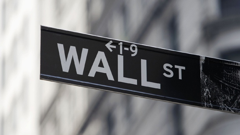 Οριακές διακυμάνσεις στη Wall Street