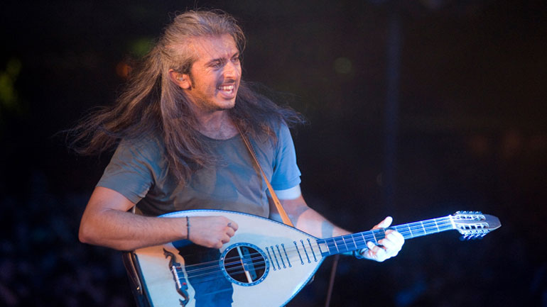 Ο Γιάννης Χαρούλης για μια συναυλία στη Λάρισα