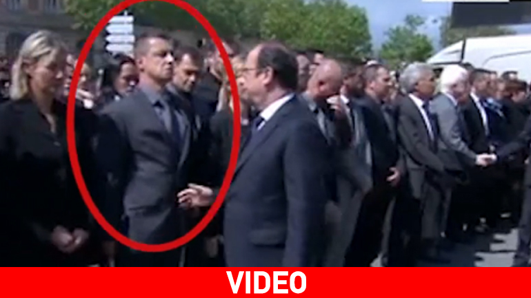 Γαλλία: Αστυνομικός αρνήθηκε επιδεικτικά να χαιρετίσει Ολάντ και Βαλς