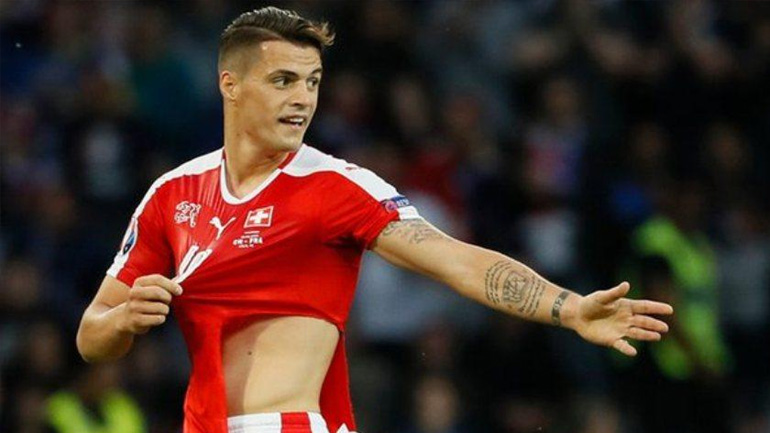 «Η Puma να μη σκεφτεί ποτέ να φτιάξει προφυλακτικά»