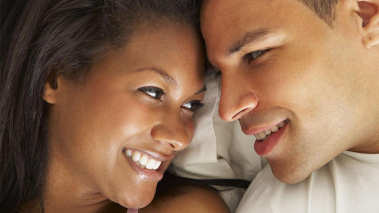 Oι κοινές selfies αποκαλύπτουν το μέλλον της σχέσης σας!