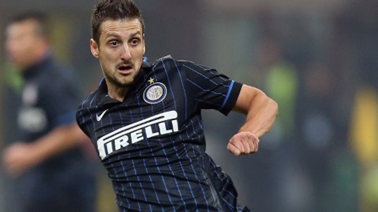 Επιμένει για Κουζμάνοβιτς ο Στραματσόνι